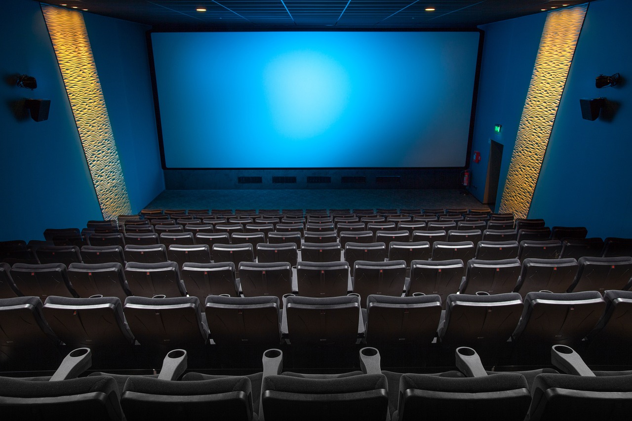 映画館で寒い時の対策は？