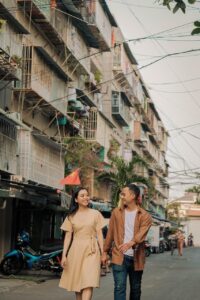 クーラーで腰痛が悪化する理由と対策は？